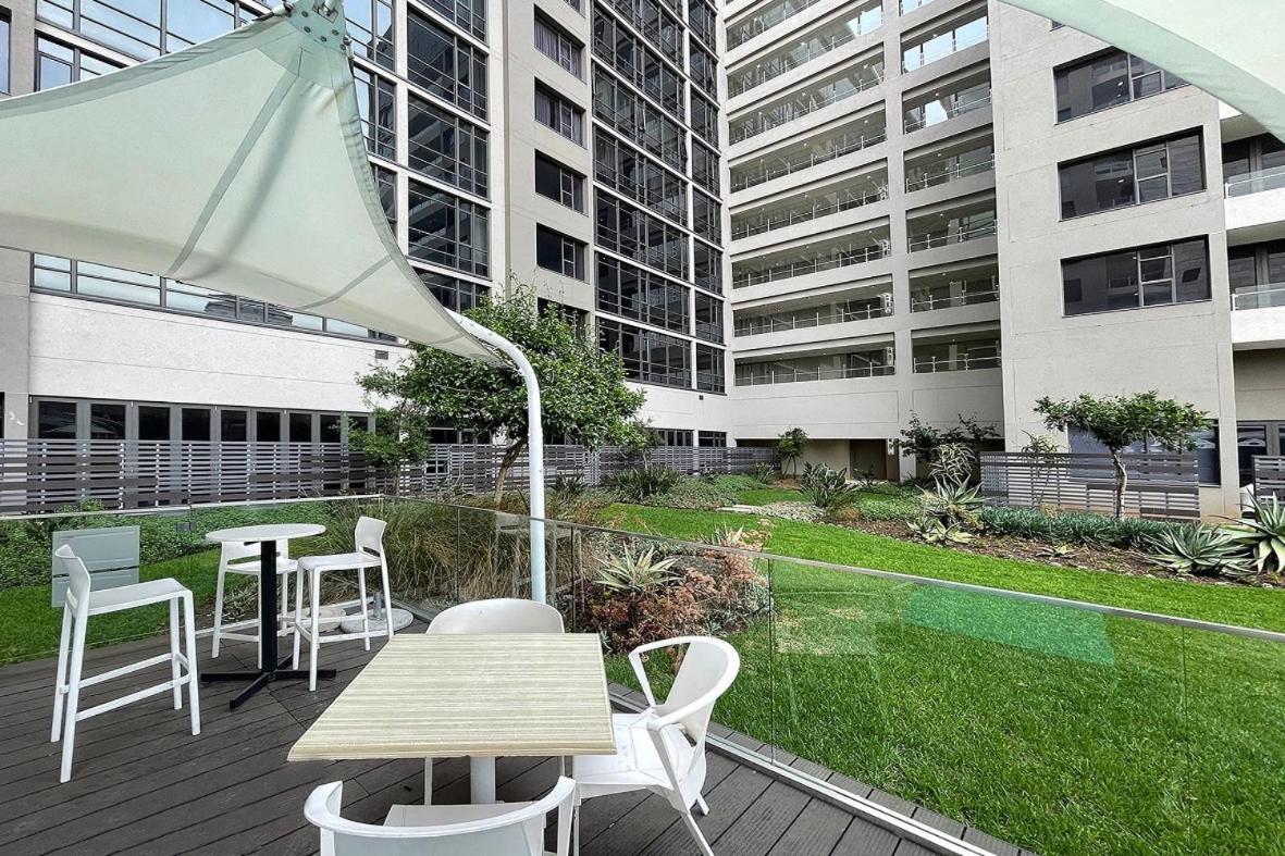 Masingita Towers Executive Suite Johannesburgo Exterior foto